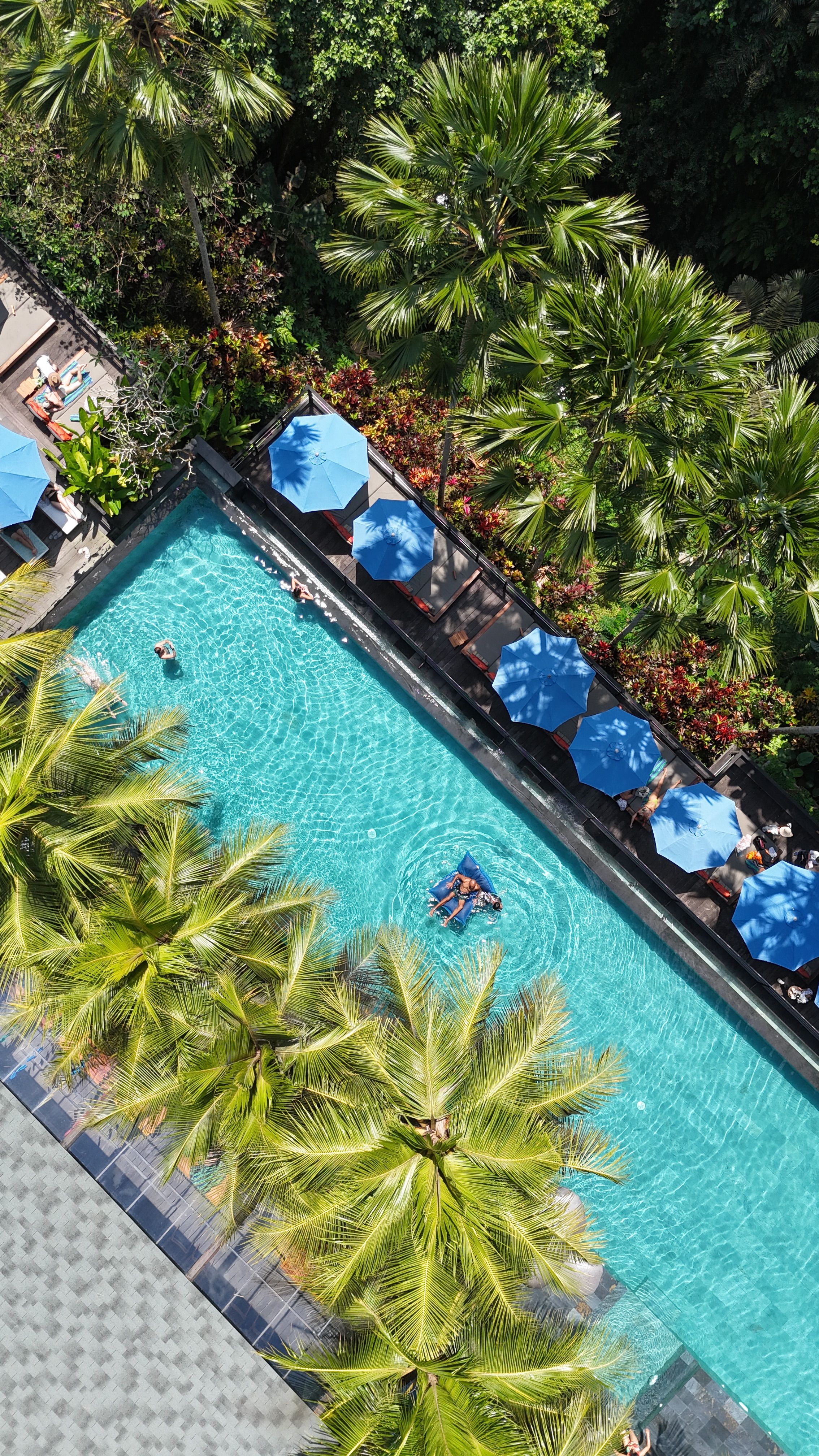 Emergency pool service response